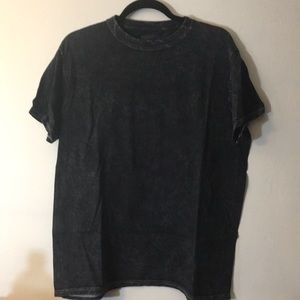 NWOT basic acid wash tee